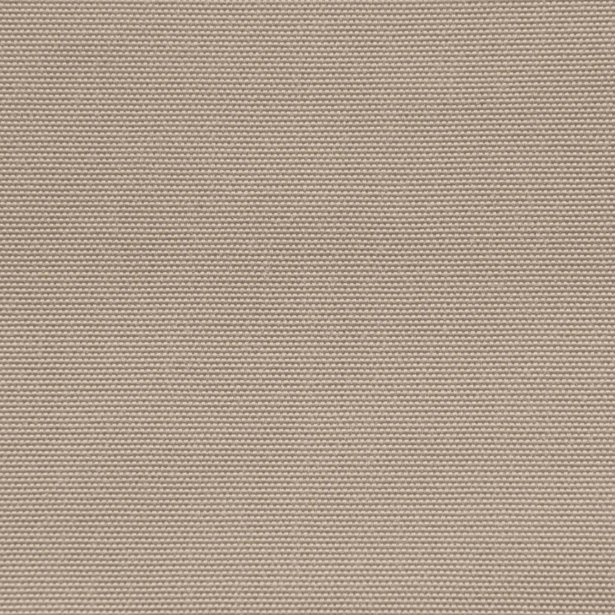 Vattenavvisande tyg från Spanien i en mjuk beige nyans, idealiskt för både inomhus och utomhus.