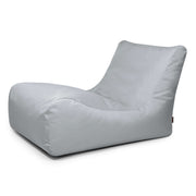 Grå sittsäcksfåtölj Lounge 100 OX med bred rygg och bekväm design för avkoppling.